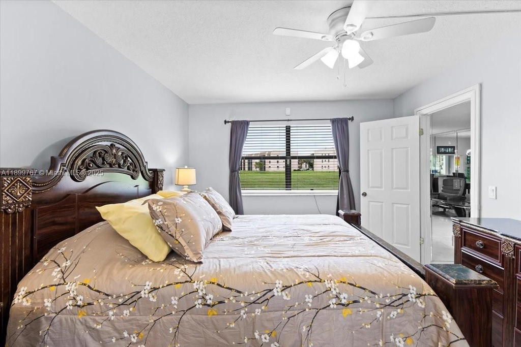 Real estate property located at 10402 Sunrise Lakes Blvd #103, Broward, Sunrise Lakes 217 Condo, Sunrise, FL