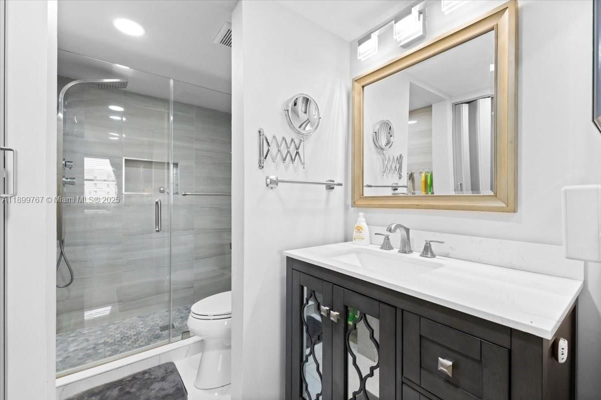 Real estate property located at 10402 Sunrise Lakes Blvd #103, Broward, Sunrise Lakes 217 Condo, Sunrise, FL