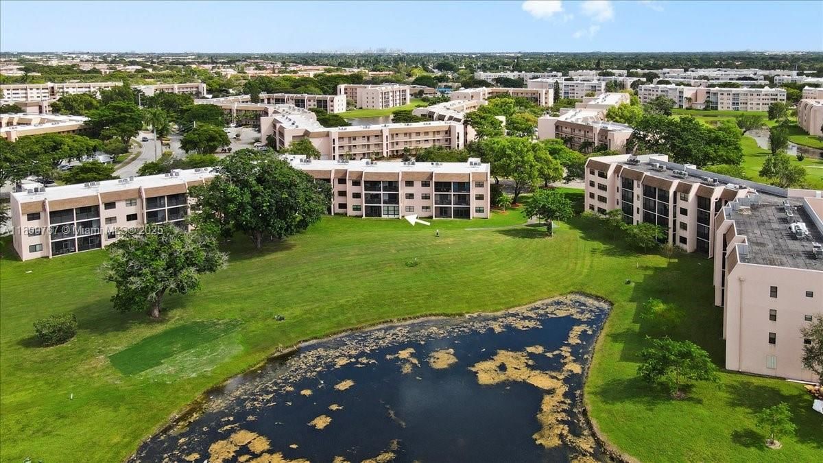 Real estate property located at 10402 Sunrise Lakes Blvd #103, Broward, Sunrise Lakes 217 Condo, Sunrise, FL