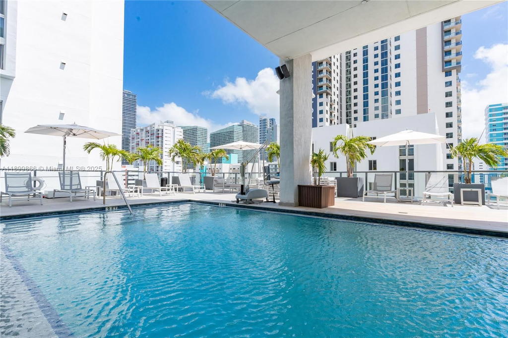 Real estate property located at 229 9th #218, Miami-dade, Smart Brickell, Miami, FL