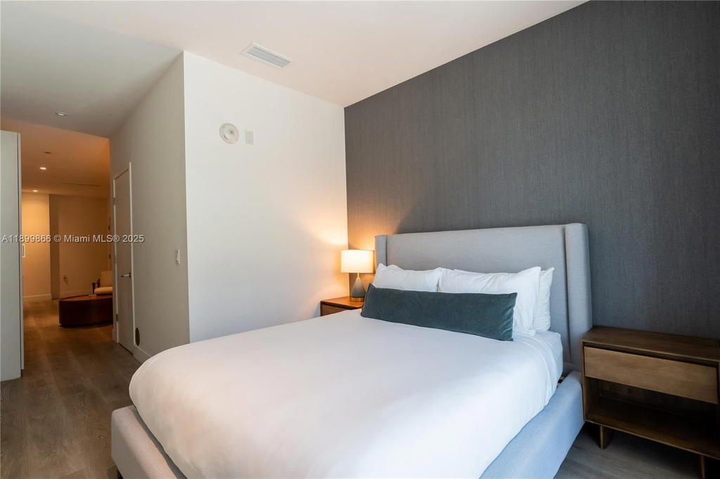 Real estate property located at 229 9th #218, Miami-dade, Smart Brickell, Miami, FL