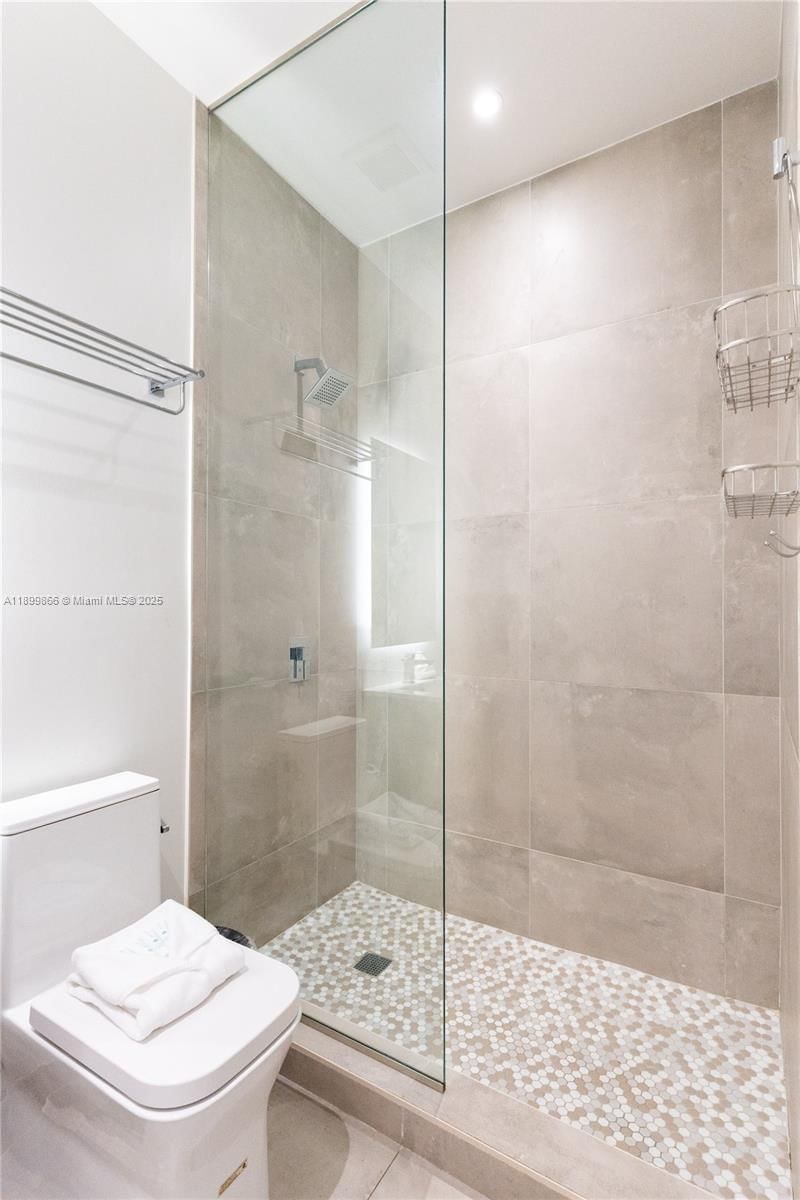 Real estate property located at 229 9th #218, Miami-dade, Smart Brickell, Miami, FL