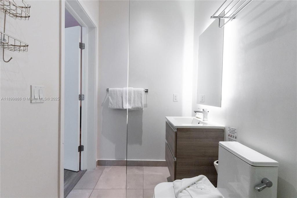 Real estate property located at 229 9th #218, Miami-dade, Smart Brickell, Miami, FL