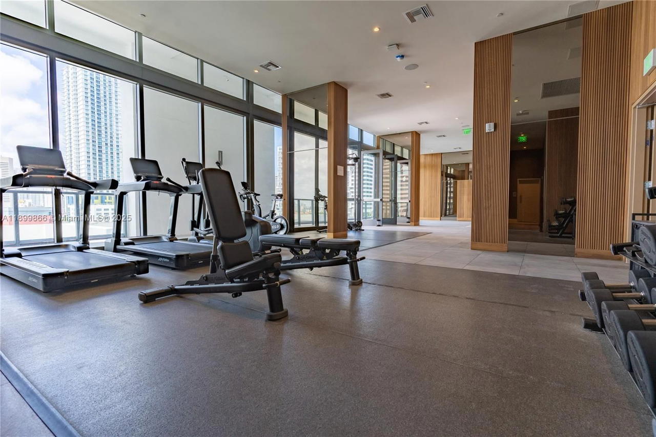 Real estate property located at 229 9th #218, Miami-dade, Smart Brickell, Miami, FL