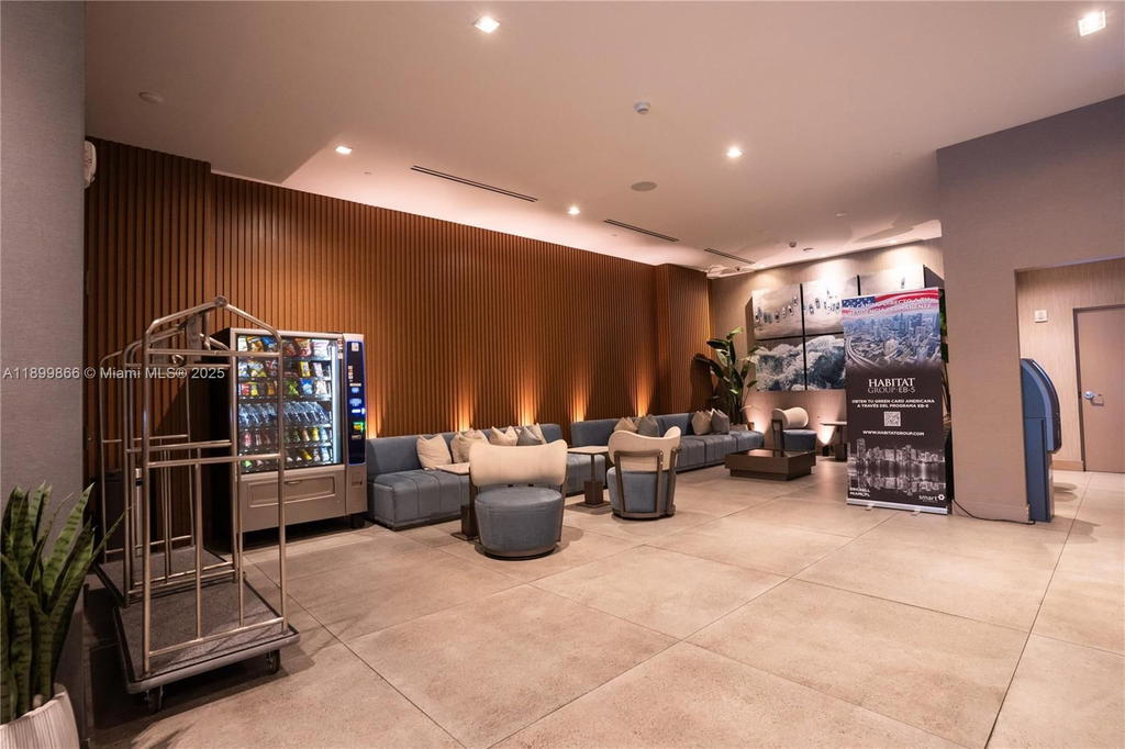 Real estate property located at 229 9th #218, Miami-dade, Smart Brickell, Miami, FL