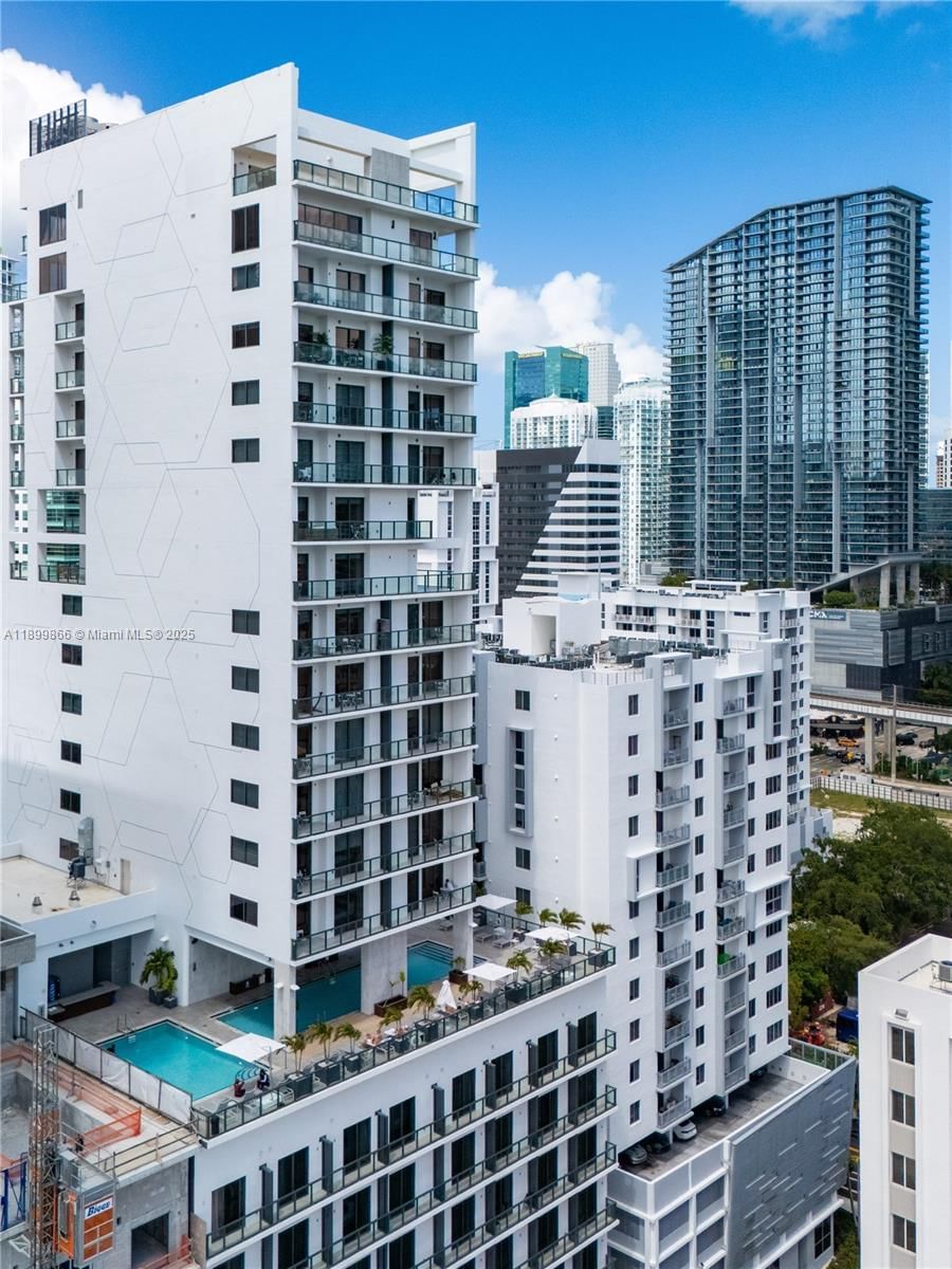 Real estate property located at 229 9th #218, Miami-dade, Smart Brickell, Miami, FL