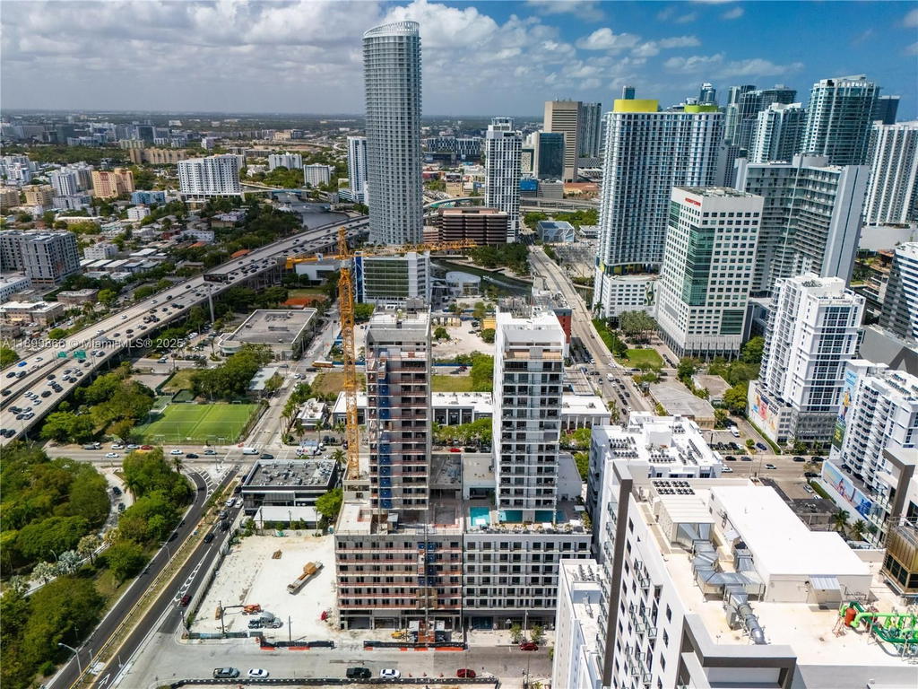 Real estate property located at 229 9th #218, Miami-dade, Smart Brickell, Miami, FL