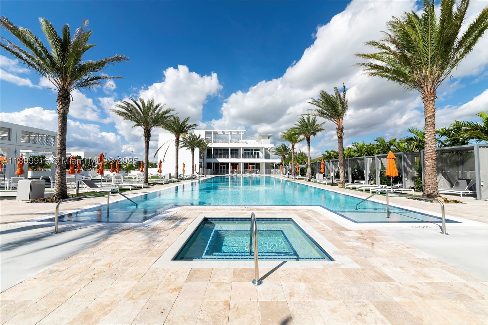 Real estate property located at 10245 63rd Ter #206, Miami-dade, Landmark At Doral Condo N, Doral, FL