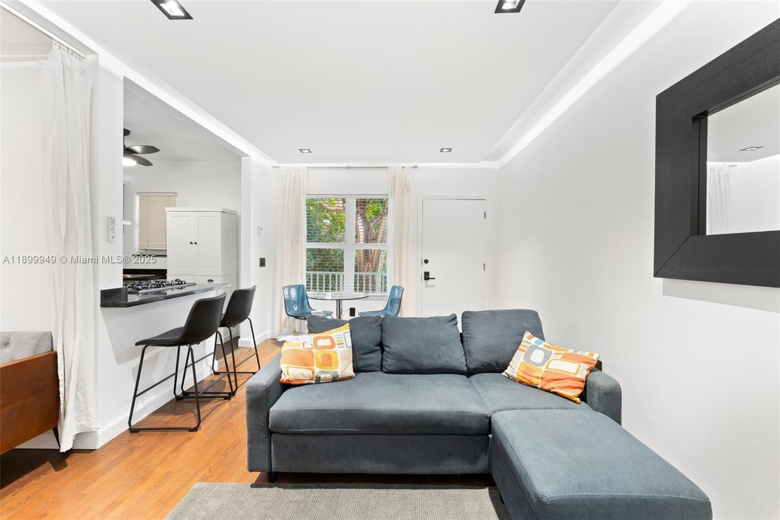 Real estate property located at 1515 WEST AVE #9, Miami-dade, Westgate, Miami Beach, FL