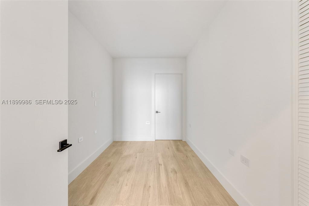 Real estate property located at 848 Brickell Key Dr #204, Miami-dade, Brickell Key, Miami, FL