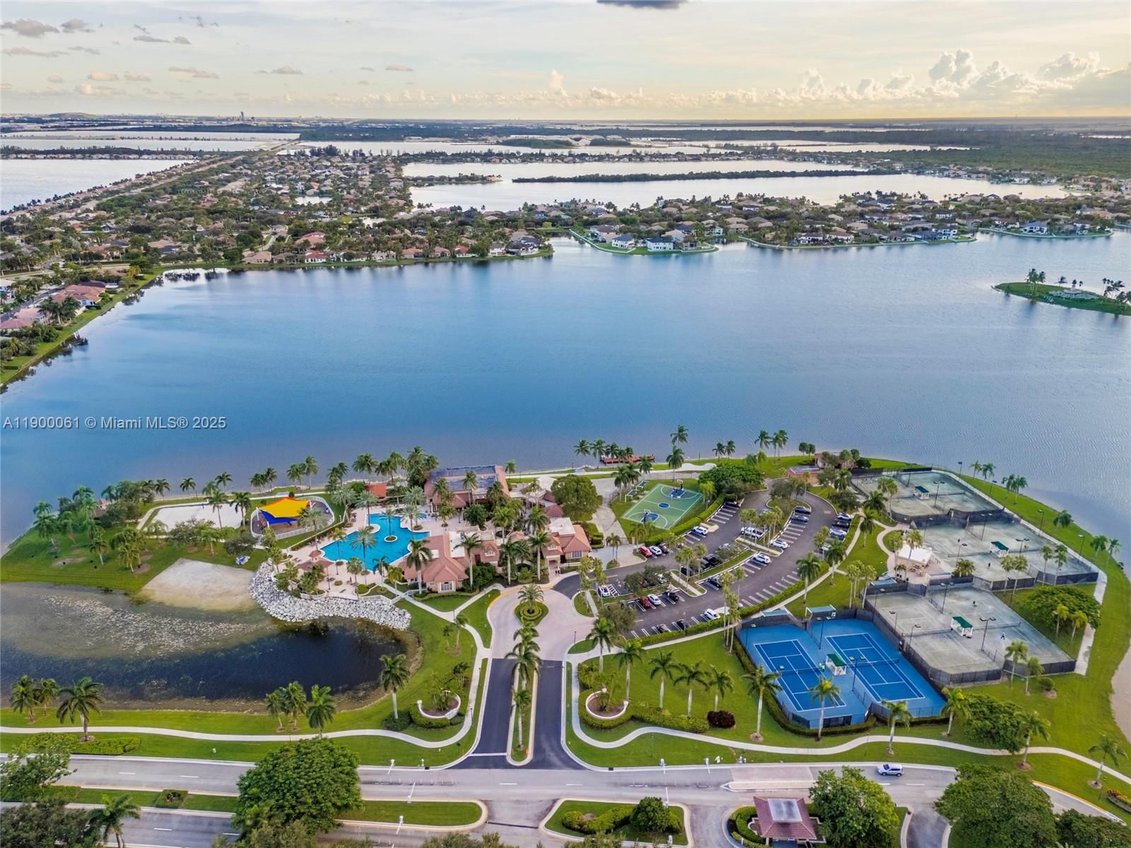 Real estate property located at 18866 28th Ct, Broward, Parcel D At Sunset Lakes, Miramar, FL