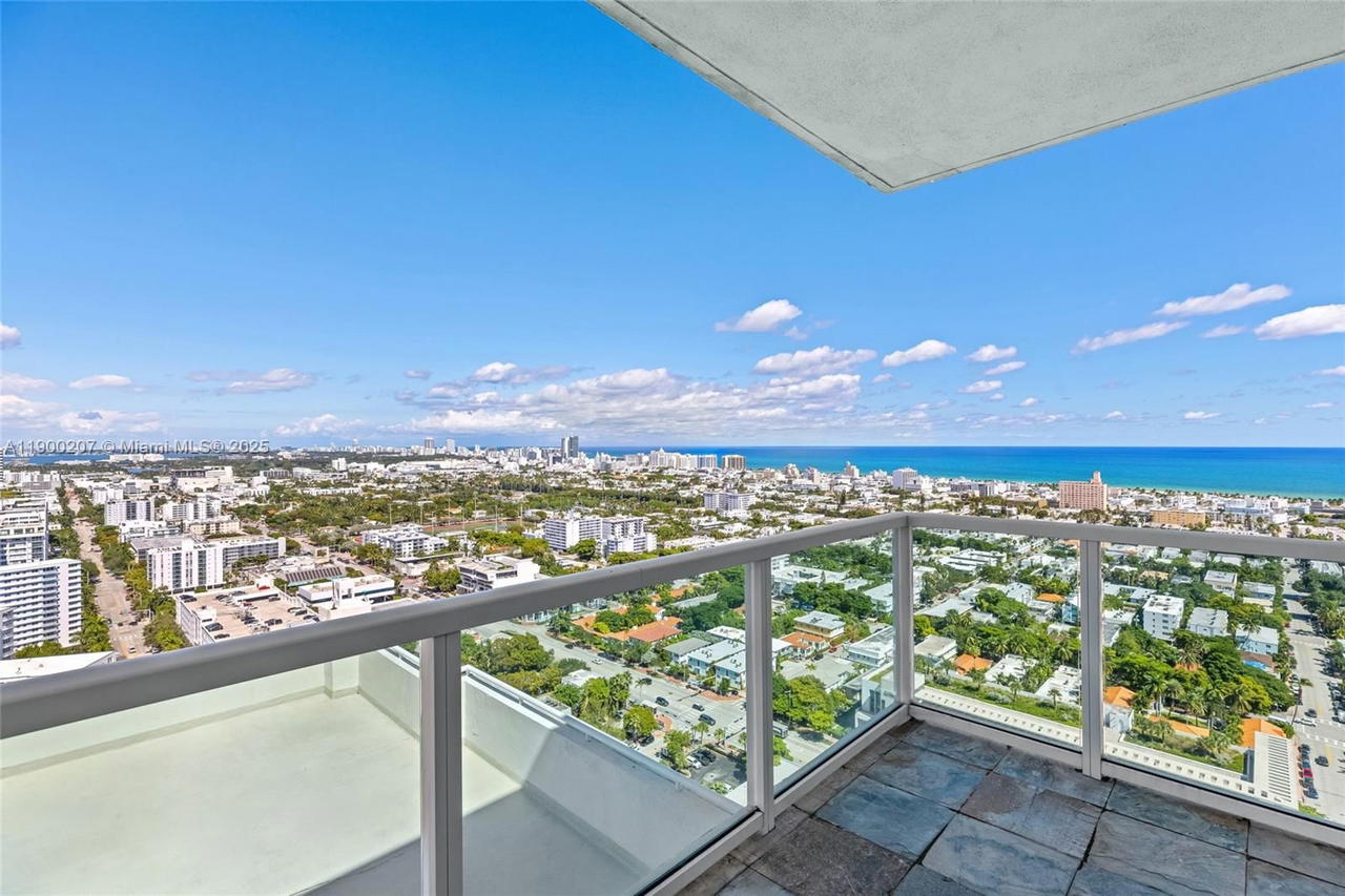 Real estate property located at 650 West Ave PH12, Miami-dade, The Floridian Condo, Miami Beach, FL