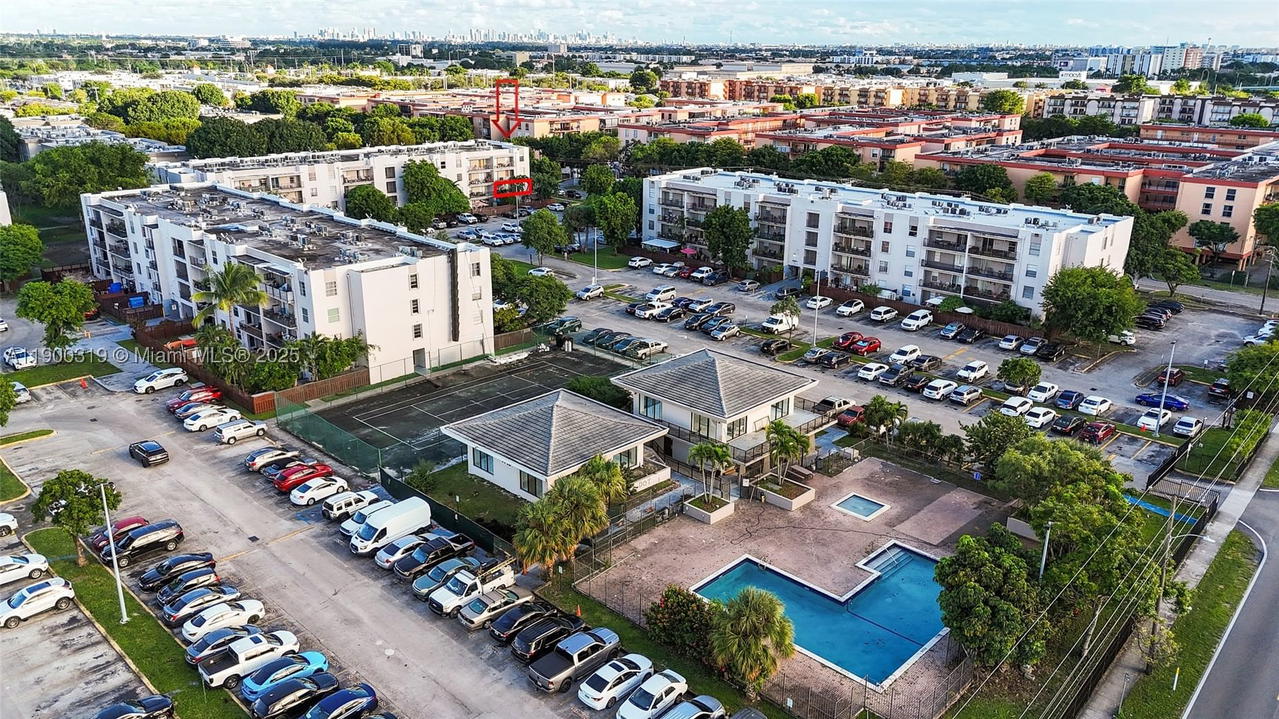 Real estate property located at 5665 20th Ave #212, Miami-dade, Westland Gardens Condo, Hialeah, FL