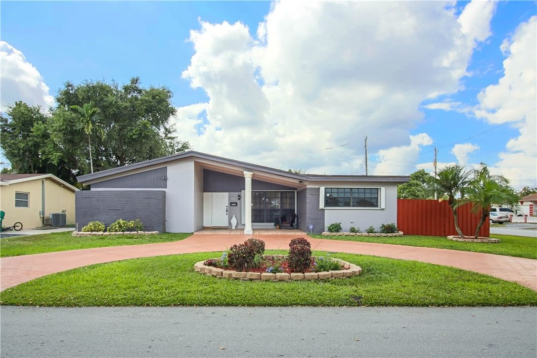 Real estate property located at 2017 Ocean Dr #1510, Broward, Avant Garde Condo, Hallandale Beach, FL