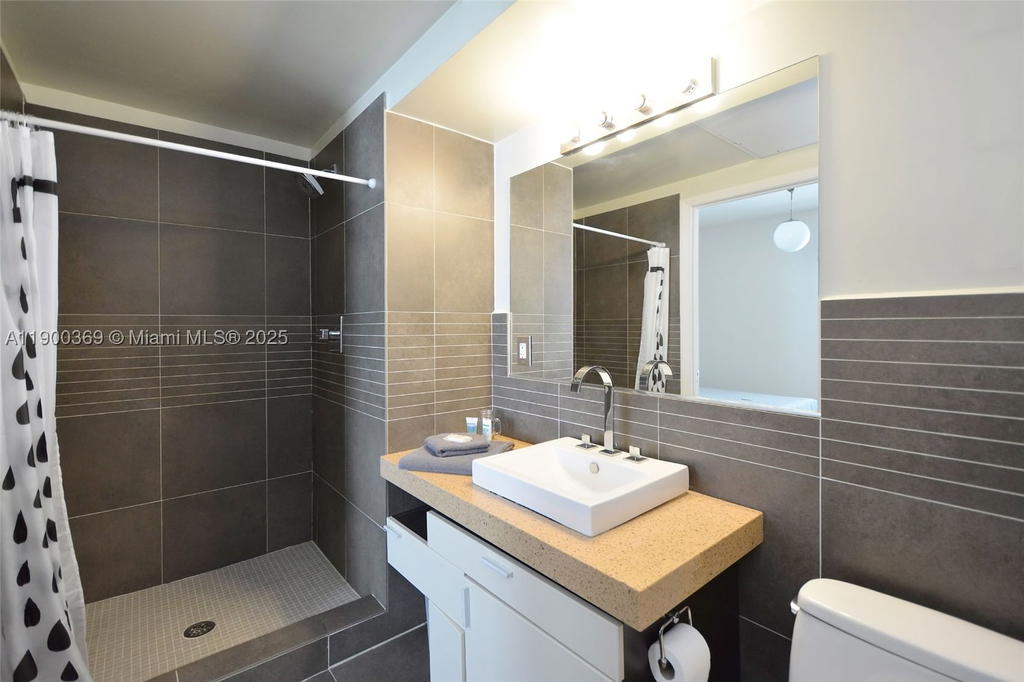 Real estate property located at 435 21st St #205, Miami-dade, Artecity Governor Condo, Miami Beach, FL