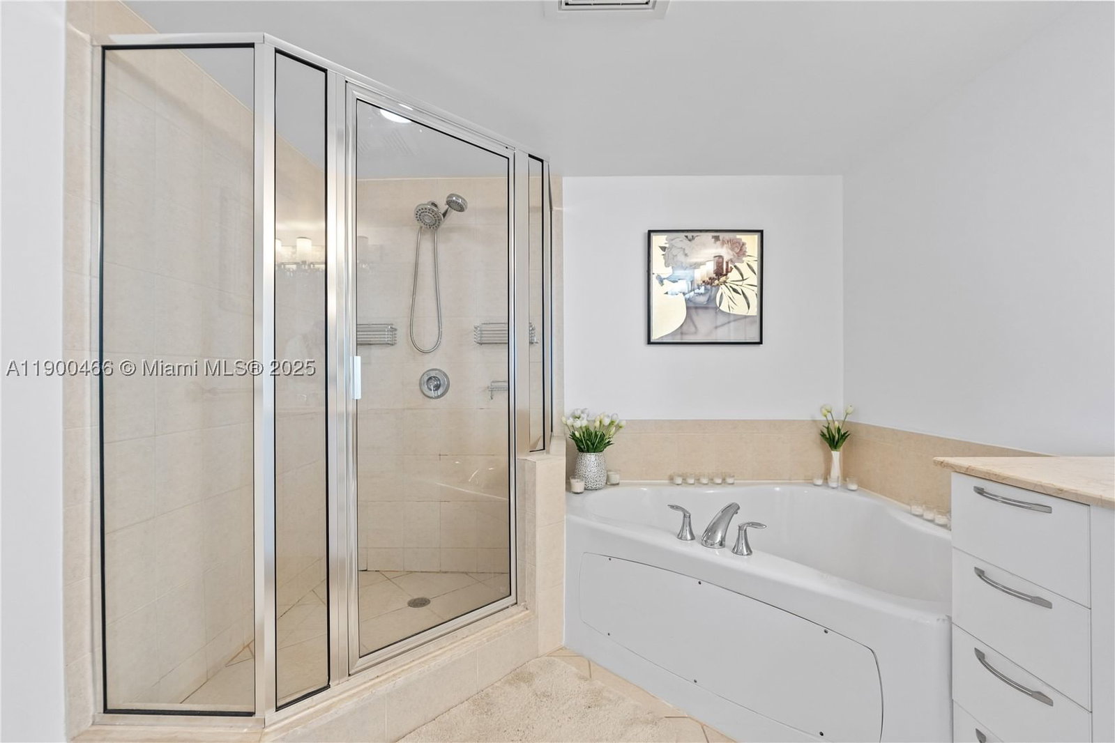 Real estate property located at 16699 Collins Ave #3604, Miami-dade, La Perla Condo, Sunny Isles Beach, FL