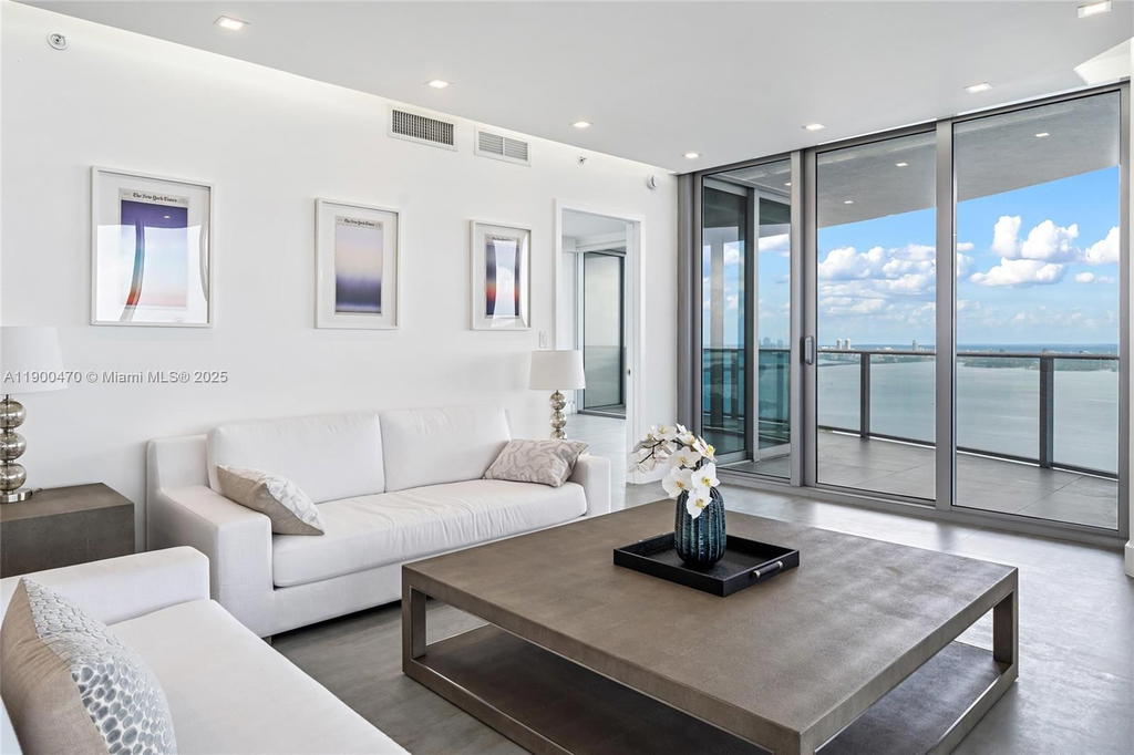 Real estate property located at 488 18th St #4612, Miami-dade, Aria On The Bay Condo, Miami, FL