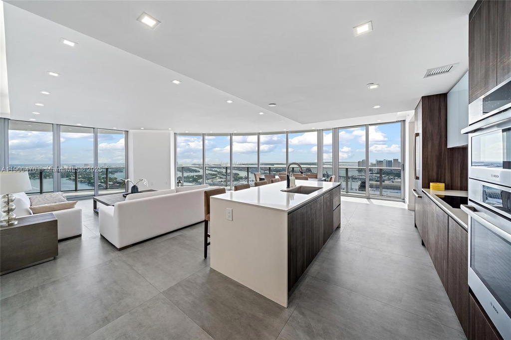 Real estate property located at 488 18th St #4612, Miami-dade, Aria On The Bay Condo, Miami, FL