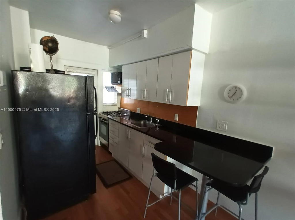 Real estate property located at 300 74th St #3, Miami-dade, The Lofts At Harding Cond, Miami Beach, FL