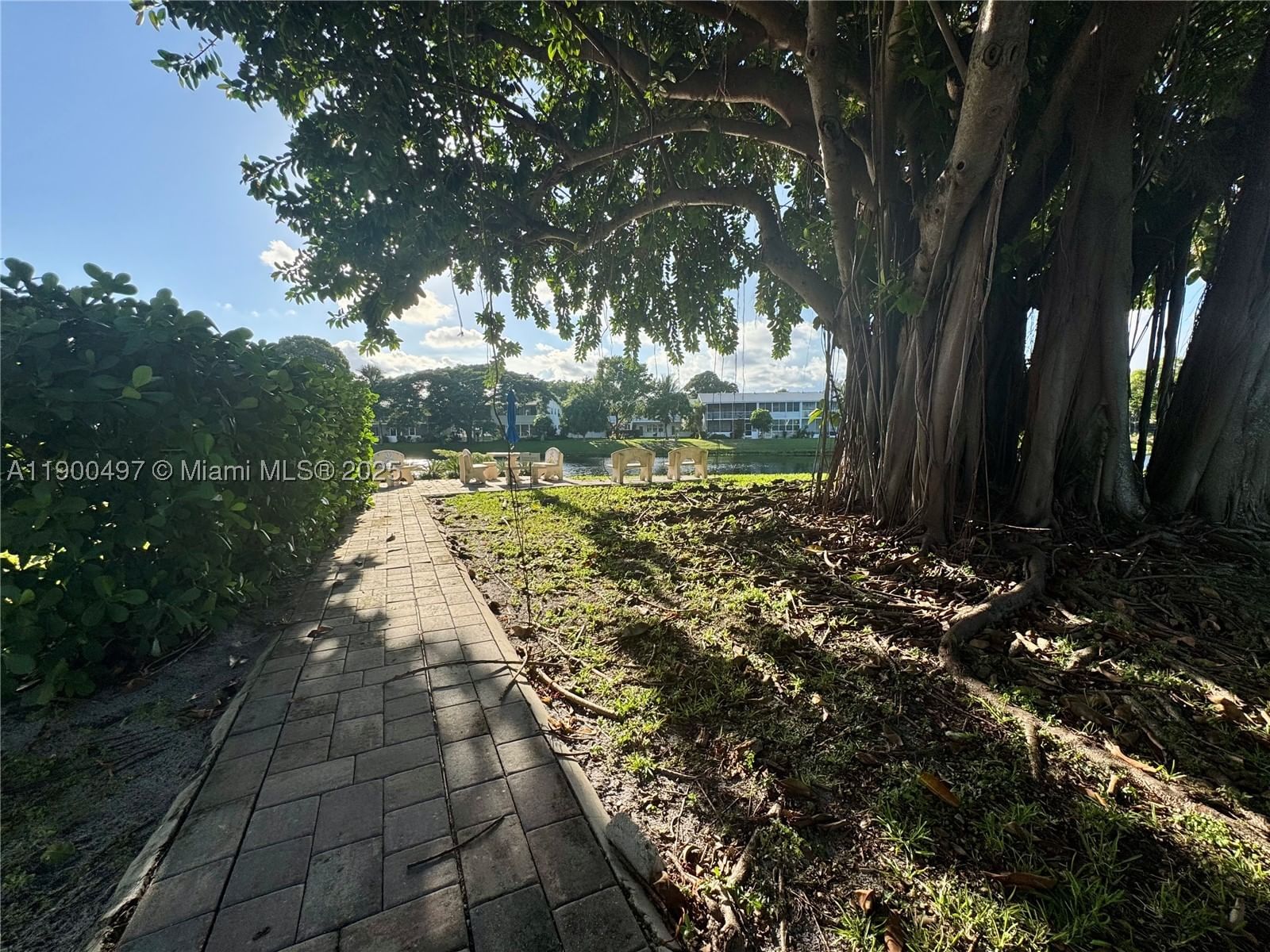 Real estate property located at 1011 Westbury F #1011, Broward, Westbury F Condo, Deerfield Beach, FL