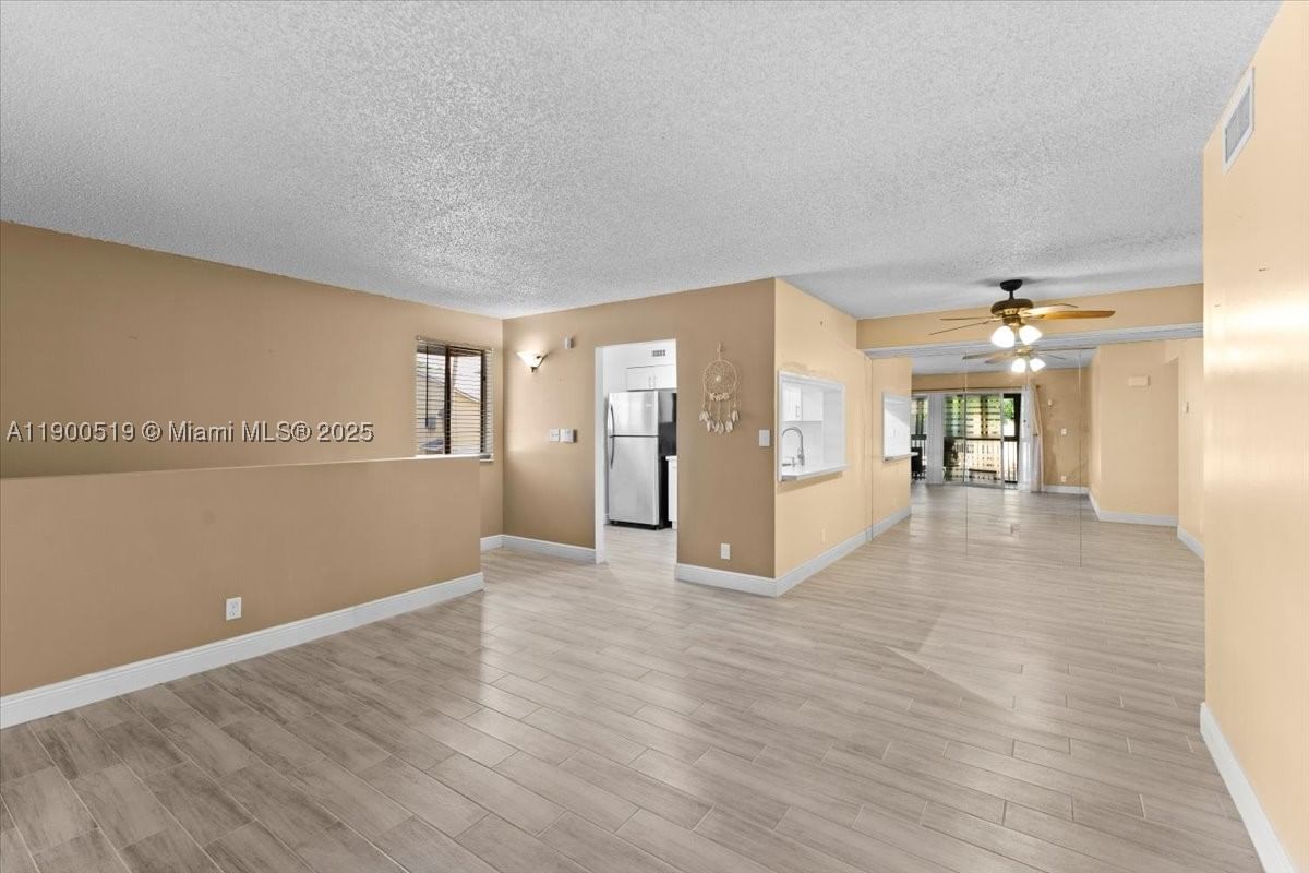Real estate property located at 3047 Oakland Forest Dr #204, Broward, Oakland Forest Club Condo, Oakland Park, FL
