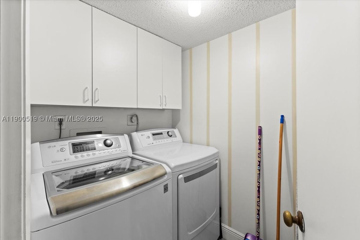 Real estate property located at 3047 Oakland Forest Dr #204, Broward, Oakland Forest Club Condo, Oakland Park, FL