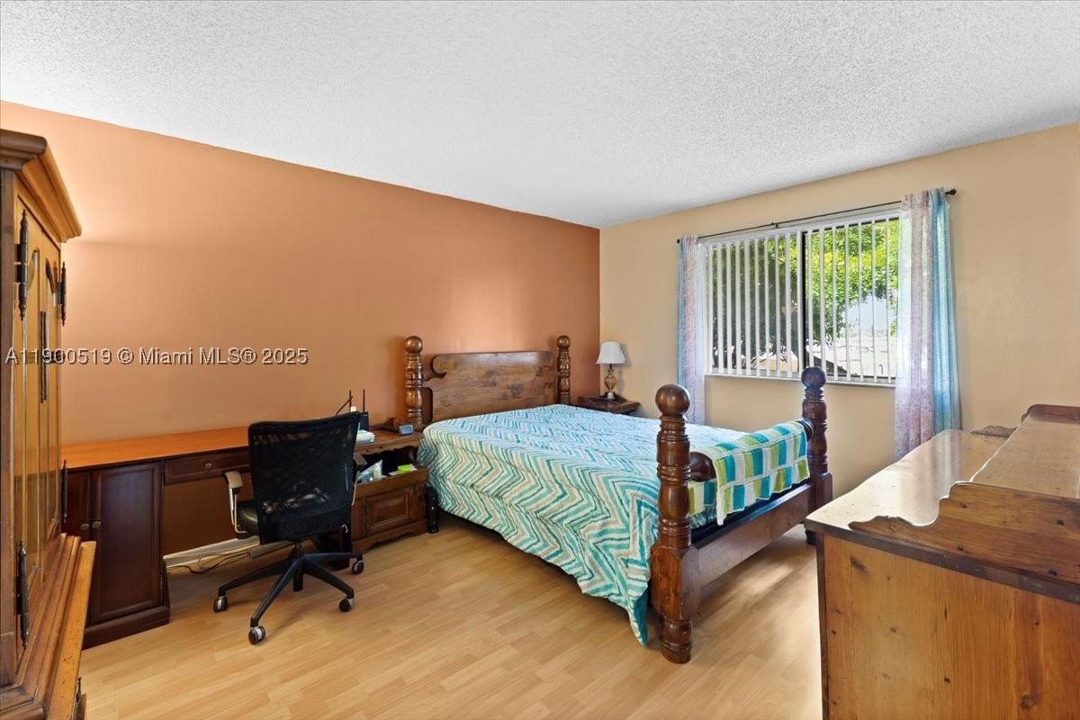 Real estate property located at 3047 Oakland Forest Dr #204, Broward, Oakland Forest Club Condo, Oakland Park, FL