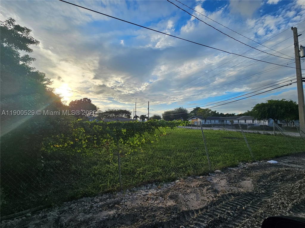 Real estate property located at 2140 76th St, Miami-dade, 75th St Highlands, Miami, FL