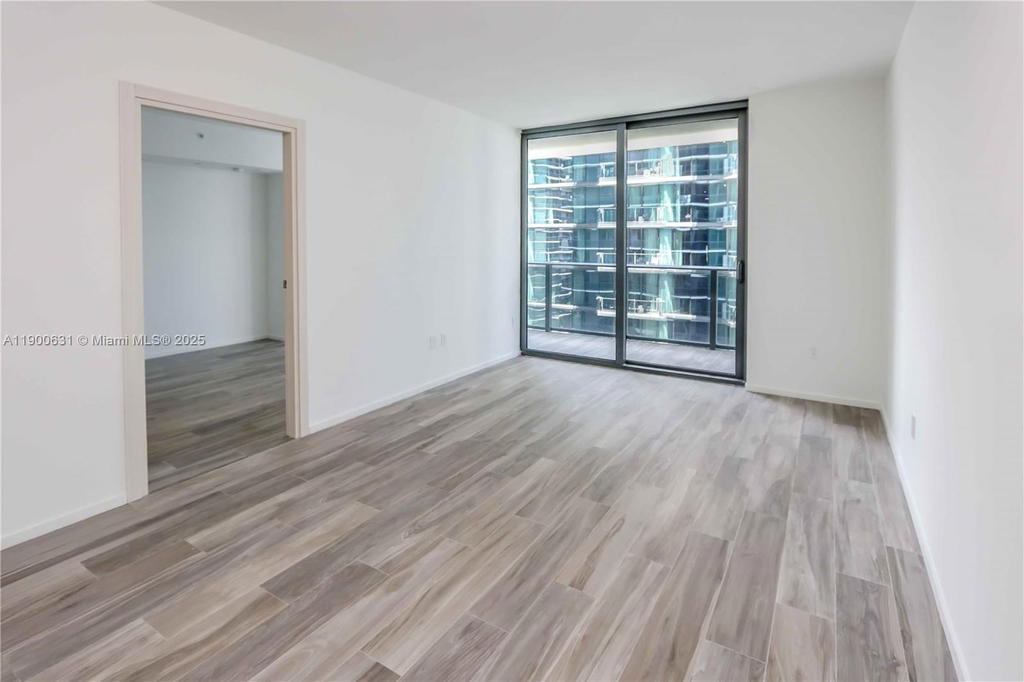 Real estate property located at 801 Miami Ave #3306, Miami-dade, 801 Sma Residences Condo, Miami, FL