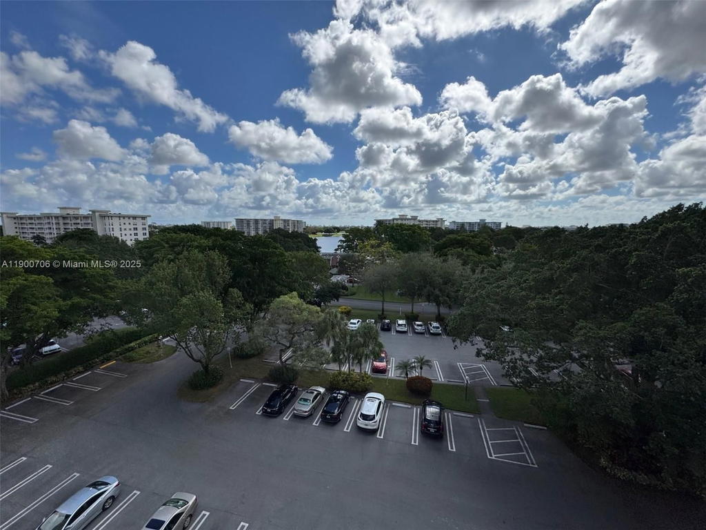 Real estate property located at 3080 Course Dr #704, Broward, No 51 Palm-aire Country C, Pompano Beach, FL