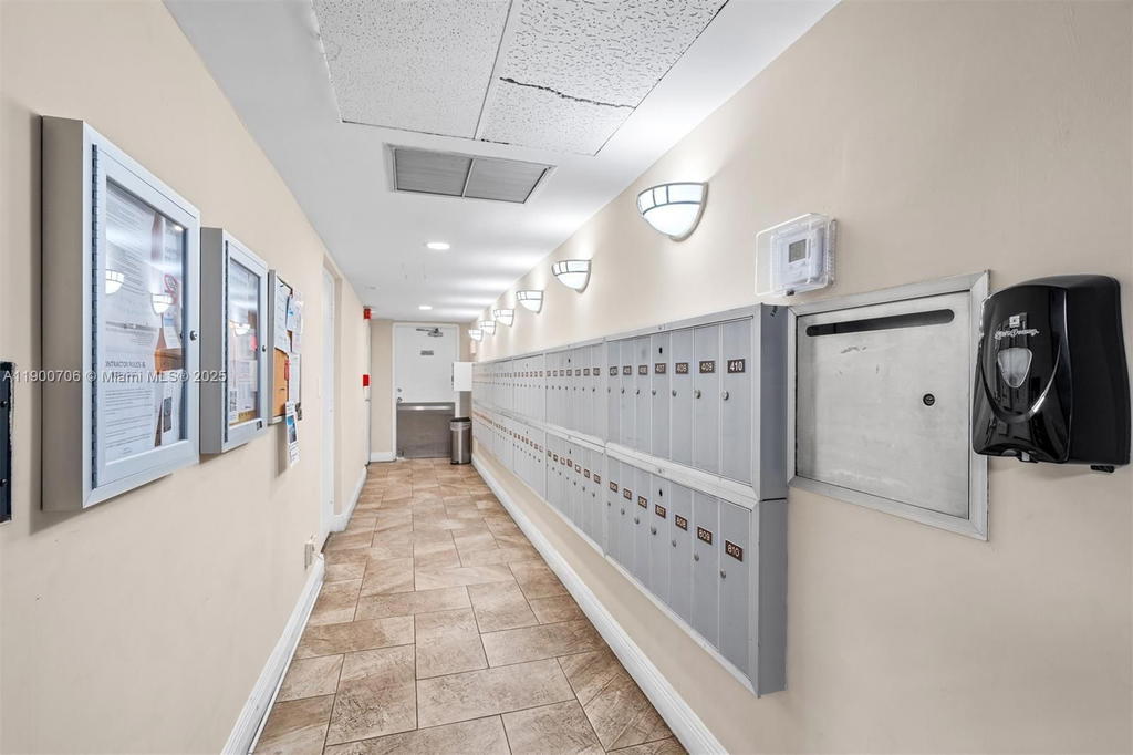 Real estate property located at 3080 Course Dr #704, Broward, No 51 Palm-aire Country C, Pompano Beach, FL