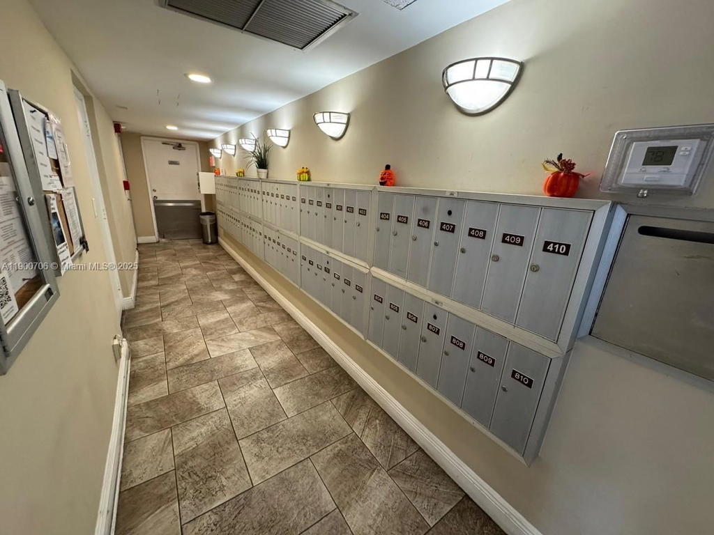 Real estate property located at 3080 Course Dr #704, Broward, No 51 Palm-aire Country C, Pompano Beach, FL