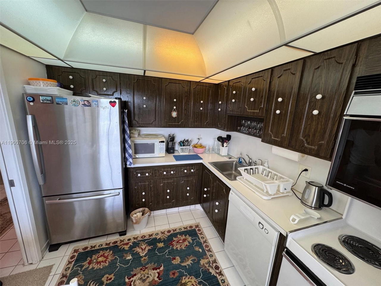Real estate property located at 3080 Course Dr #704, Broward, No 51 Palm-aire Country C, Pompano Beach, FL
