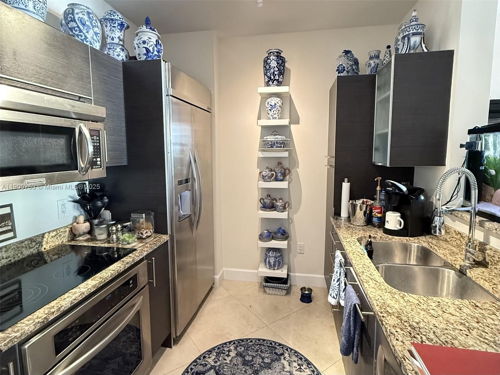 Real estate property located at 550 Okeechobee Blvd #616, Palm Beach, Cityplace South Tower Con, West Palm Beach, FL