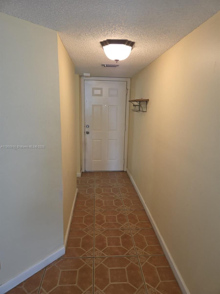 Real estate property located at 117 Lake Emerald Dr #108, Broward, Lake Emerald, Oakland Park, FL