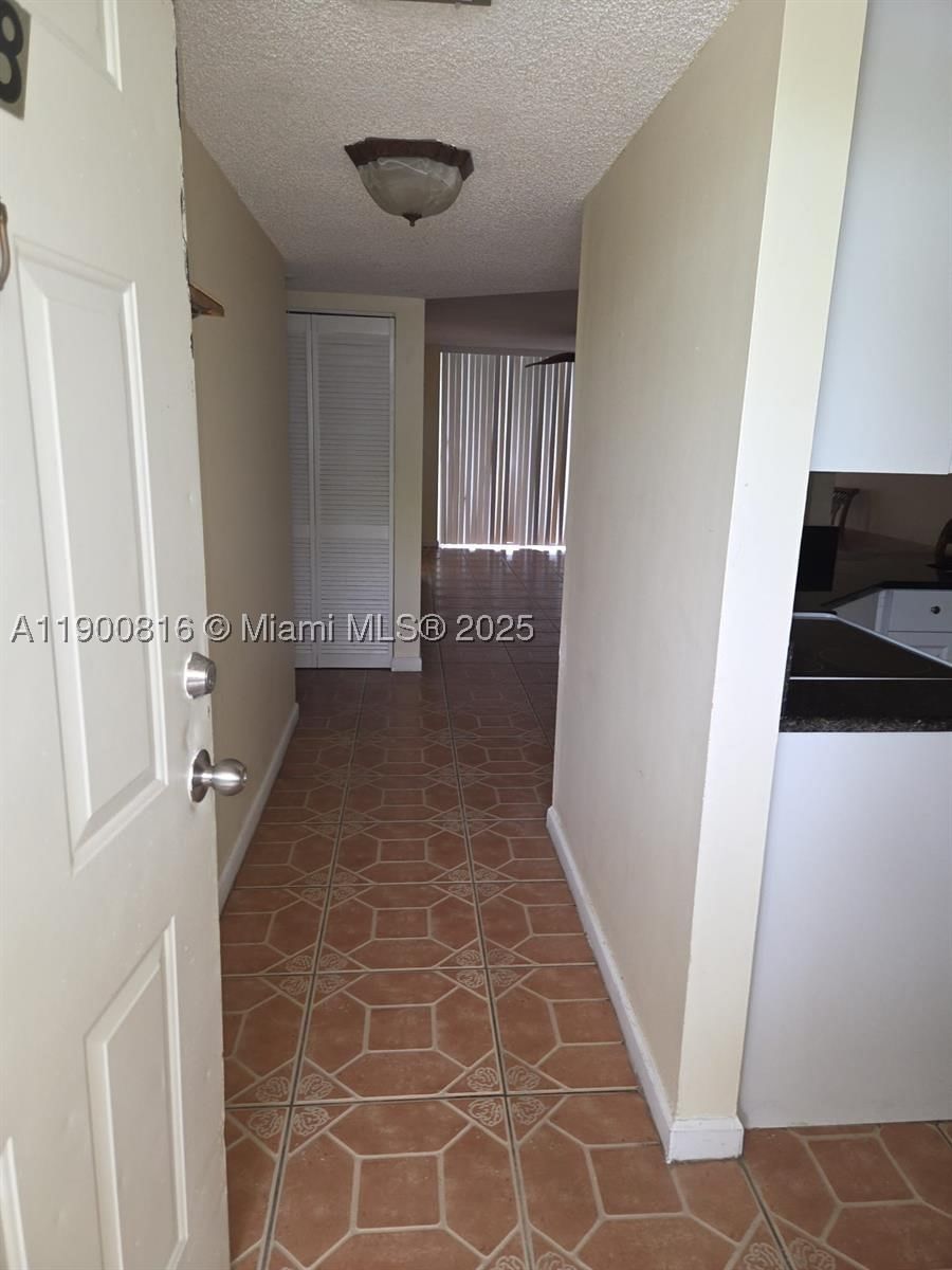 Real estate property located at 117 Lake Emerald Dr #108, Broward, Lake Emerald, Oakland Park, FL