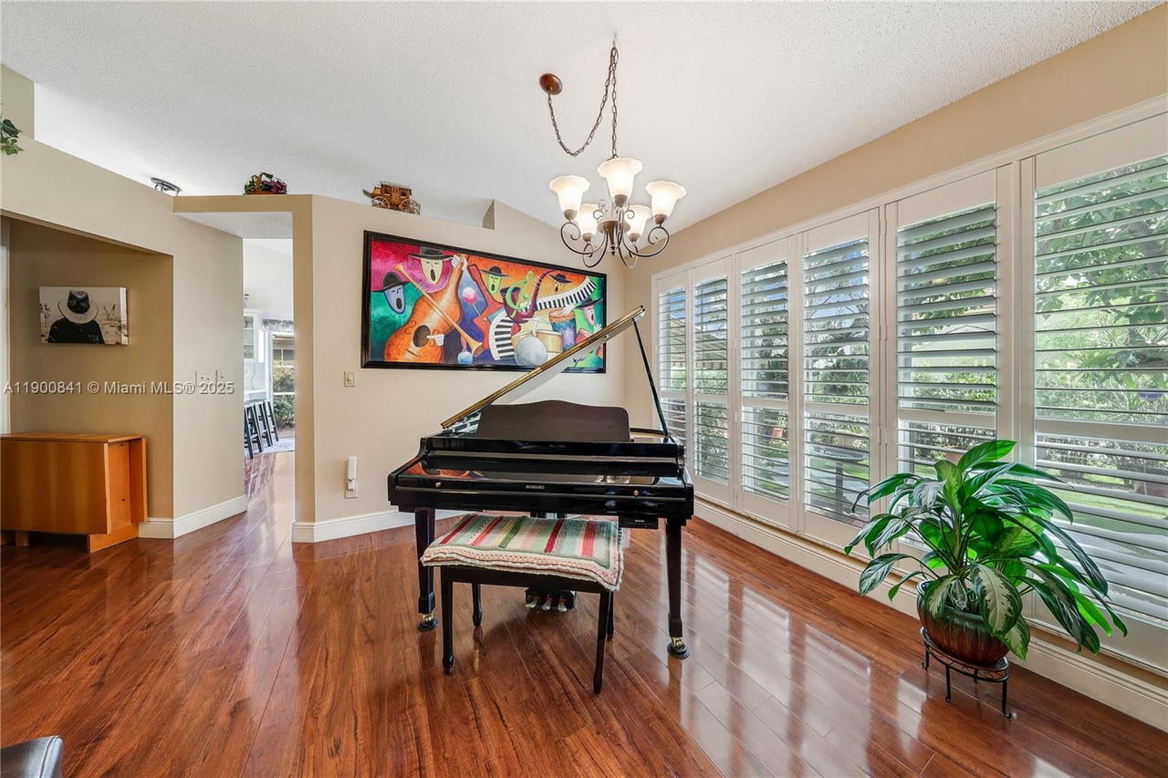 Real estate property located at 18411 18th St, Broward, Dimensions North At Chape, Pembroke Pines, FL