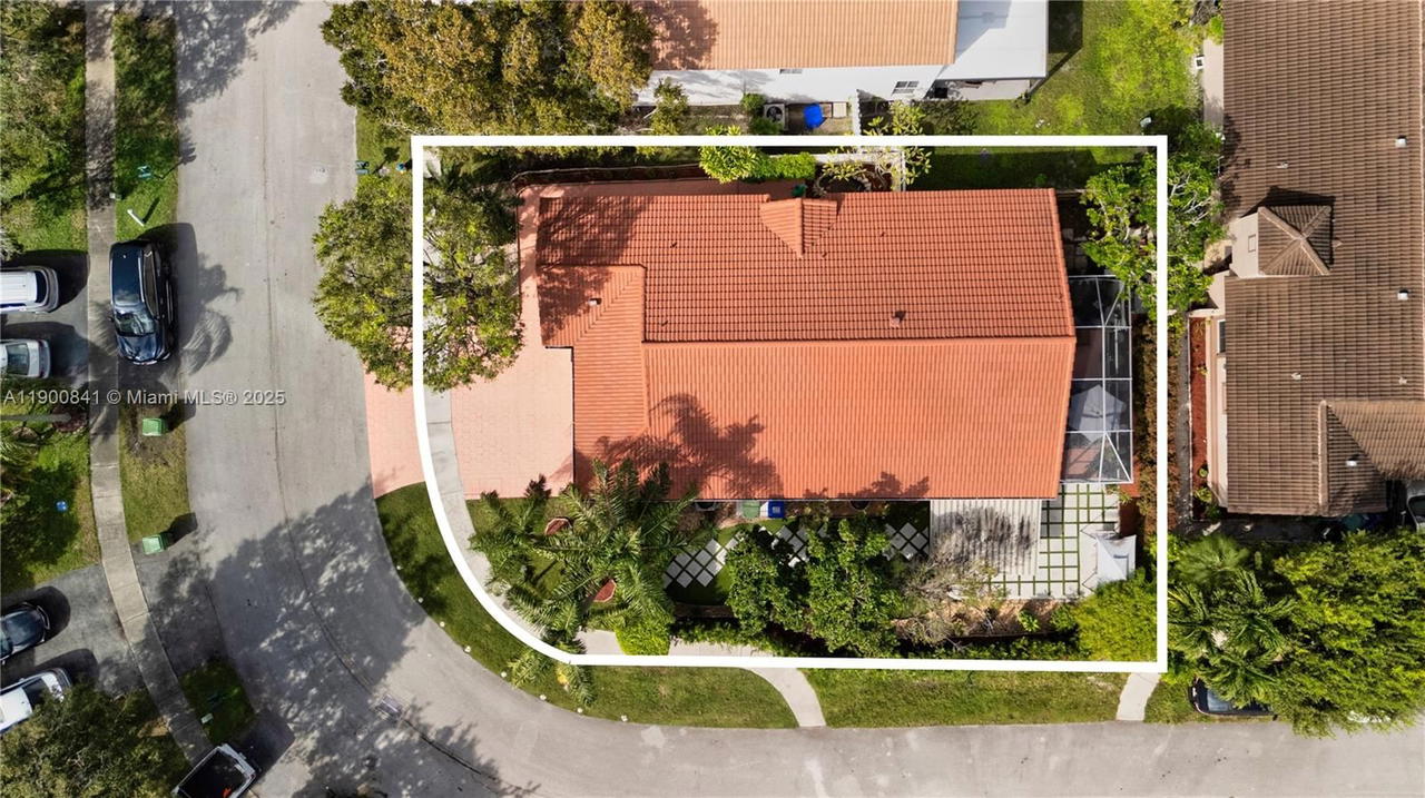Real estate property located at 18411 18th St, Broward, Dimensions North At Chape, Pembroke Pines, FL