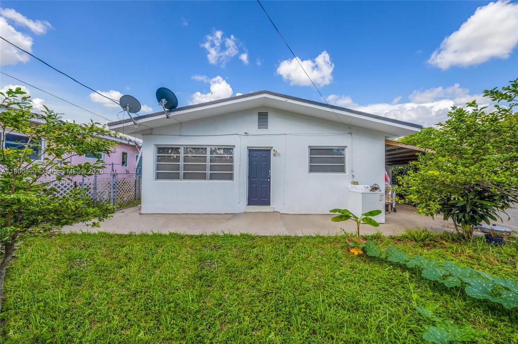 Real estate property located at 1515 33rd Ave, Miami-dade, Grapeland Heights, Miami, FL