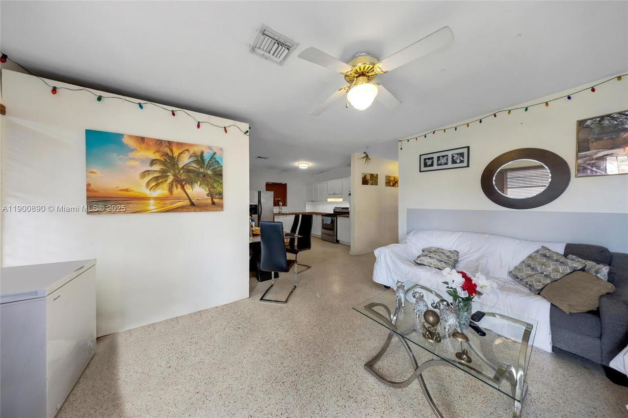 Real estate property located at 1515 33rd Ave, Miami-dade, Grapeland Heights, Miami, FL