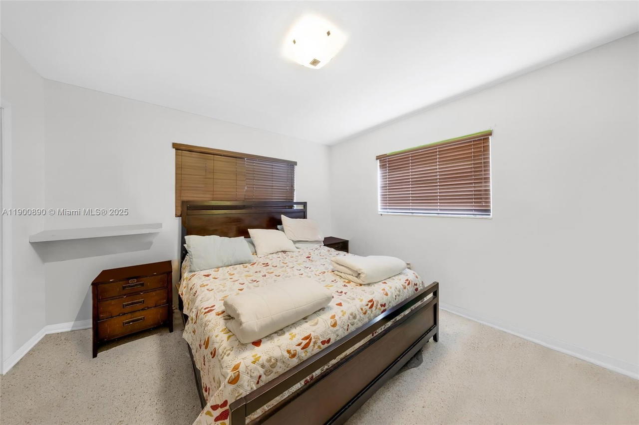 Real estate property located at 1515 33rd Ave, Miami-dade, Grapeland Heights, Miami, FL