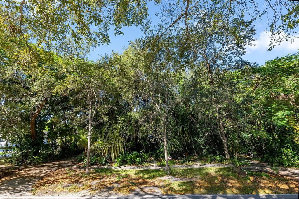 Real estate property located at 15290 82nd Ave, Miami-dade, Southwood Rev, Palmetto Bay, FL