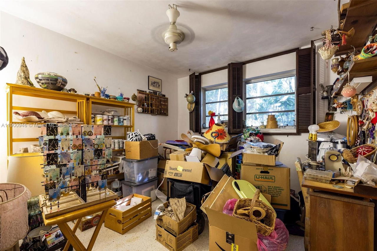 Real estate property located at 15290 82nd Ave, Miami-dade, Southwood Rev, Palmetto Bay, FL