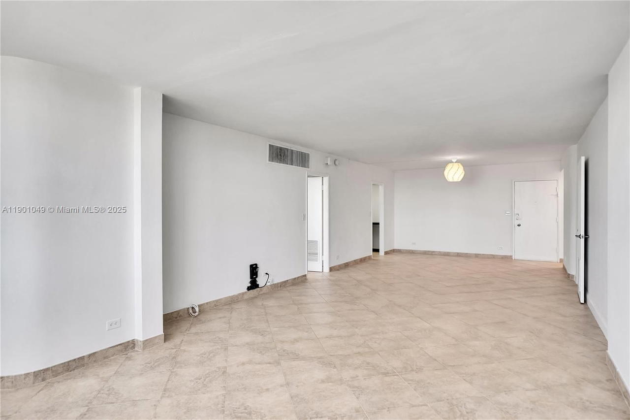 Real estate property located at 5005 Collins Ave #607, Miami-dade, The Carriage Club North C, Miami Beach, FL