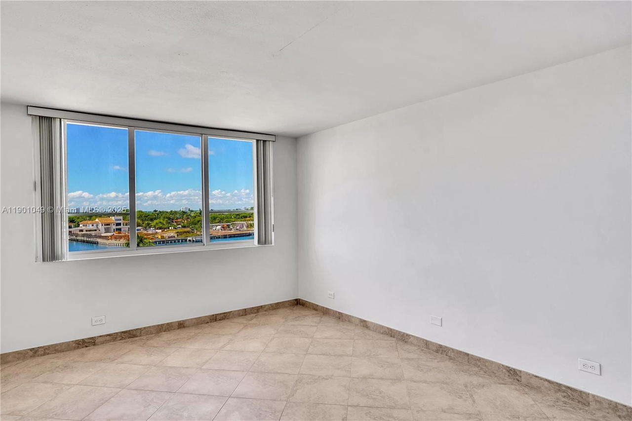 Real estate property located at 5005 Collins Ave #607, Miami-dade, The Carriage Club North C, Miami Beach, FL