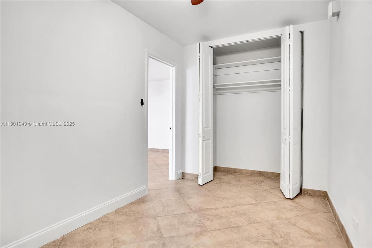 Real estate property located at 5005 Collins Ave #607, Miami-dade, The Carriage Club North C, Miami Beach, FL