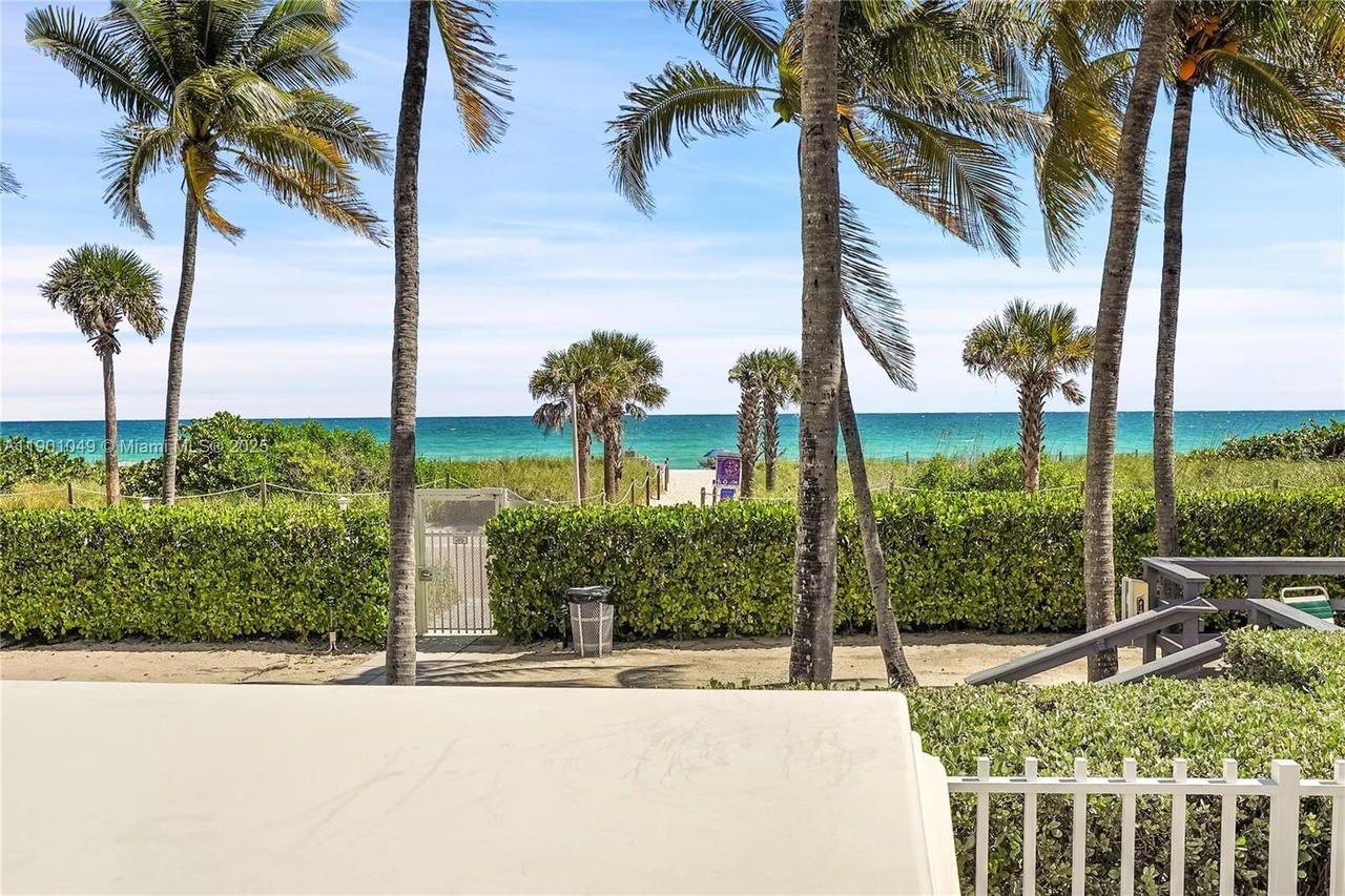 Real estate property located at 5005 Collins Ave #607, Miami-dade, The Carriage Club North C, Miami Beach, FL