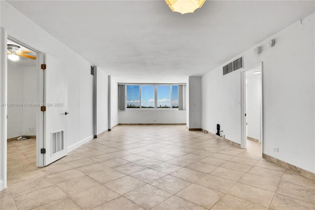 Real estate property located at 5005 Collins Ave #607, Miami-dade, The Carriage Club North C, Miami Beach, FL