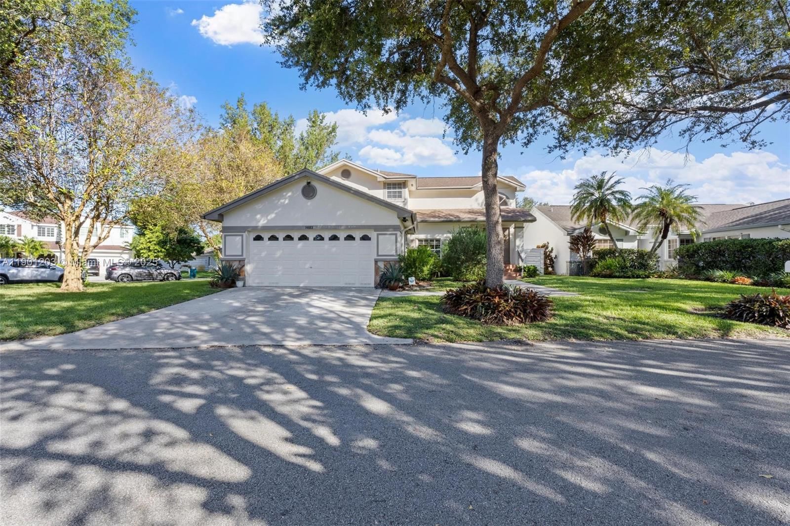 Real estate property located at 14683 145th Ter, Miami-dade, Country Walk Lakeside Pat, Miami, FL