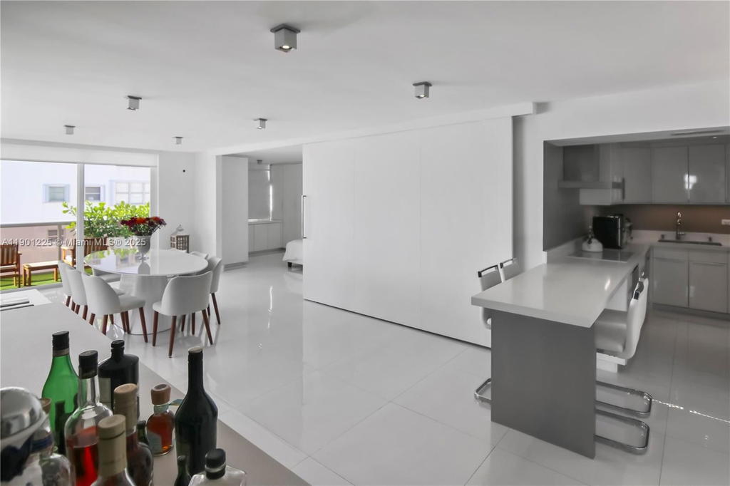 Real estate property located at 6039 Collins Ave #1402, Miami-dade, Maison Grande Condo, Miami Beach, FL